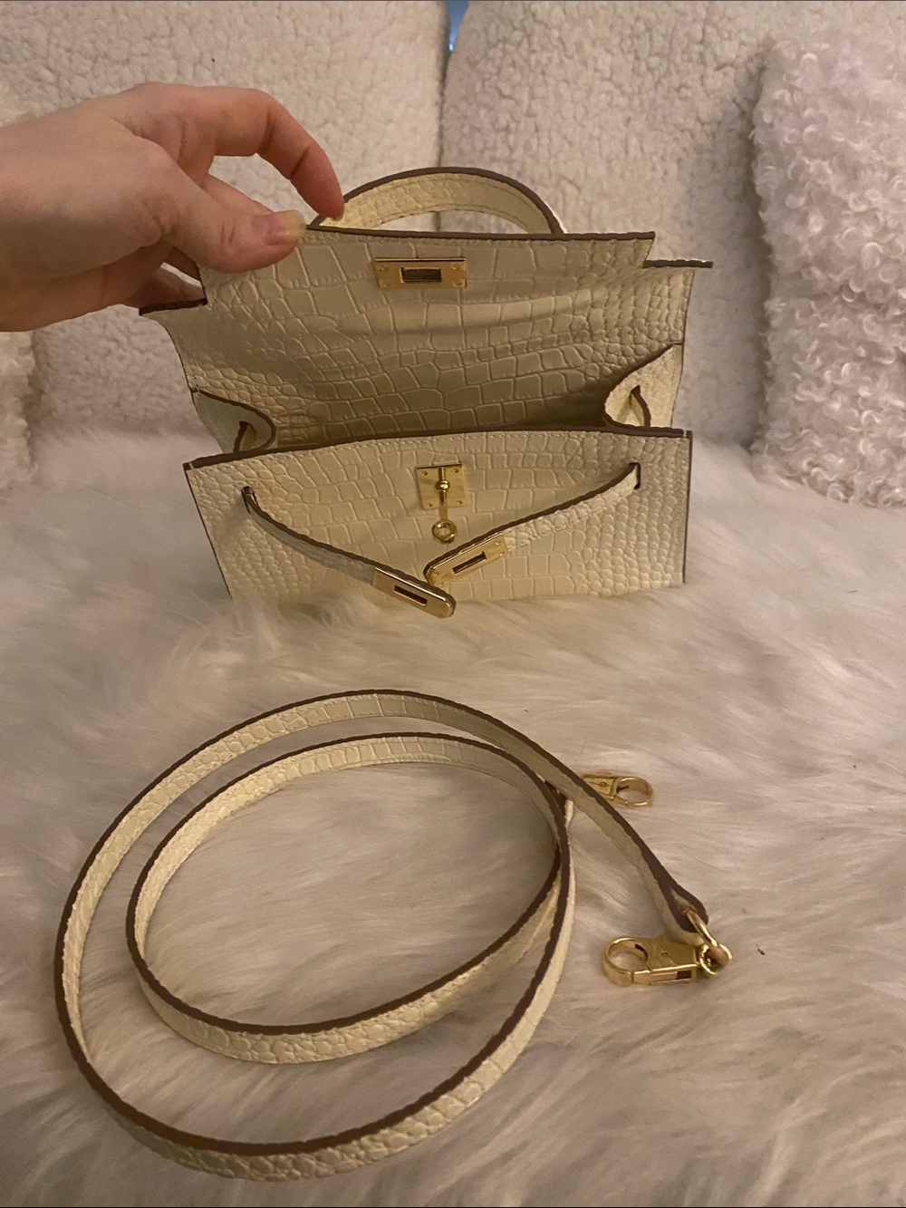 22cm cream ivory crocodile leather top handle  handbag - Picture 6 of 7